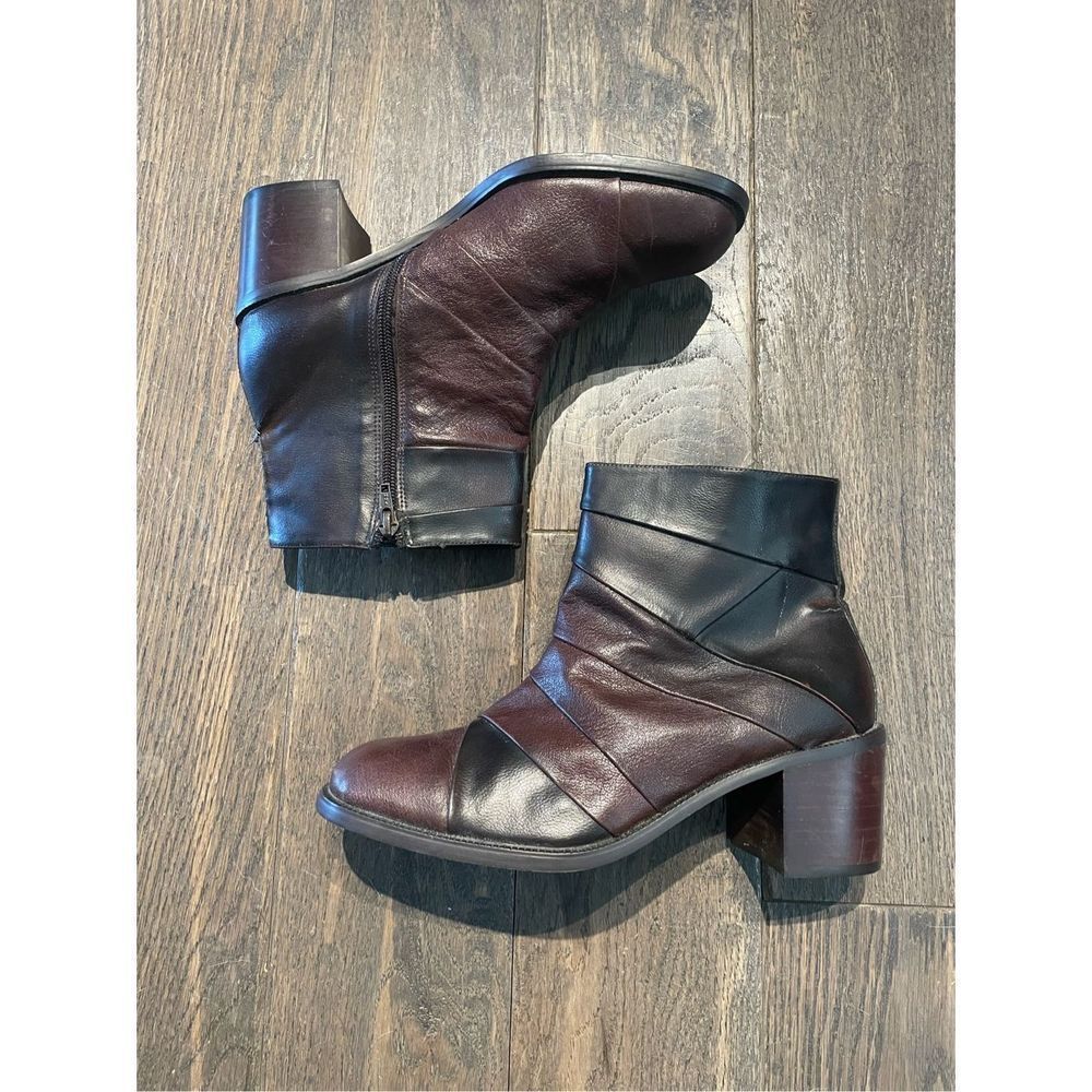 Vero  Studio Tina Block Heel Bootie